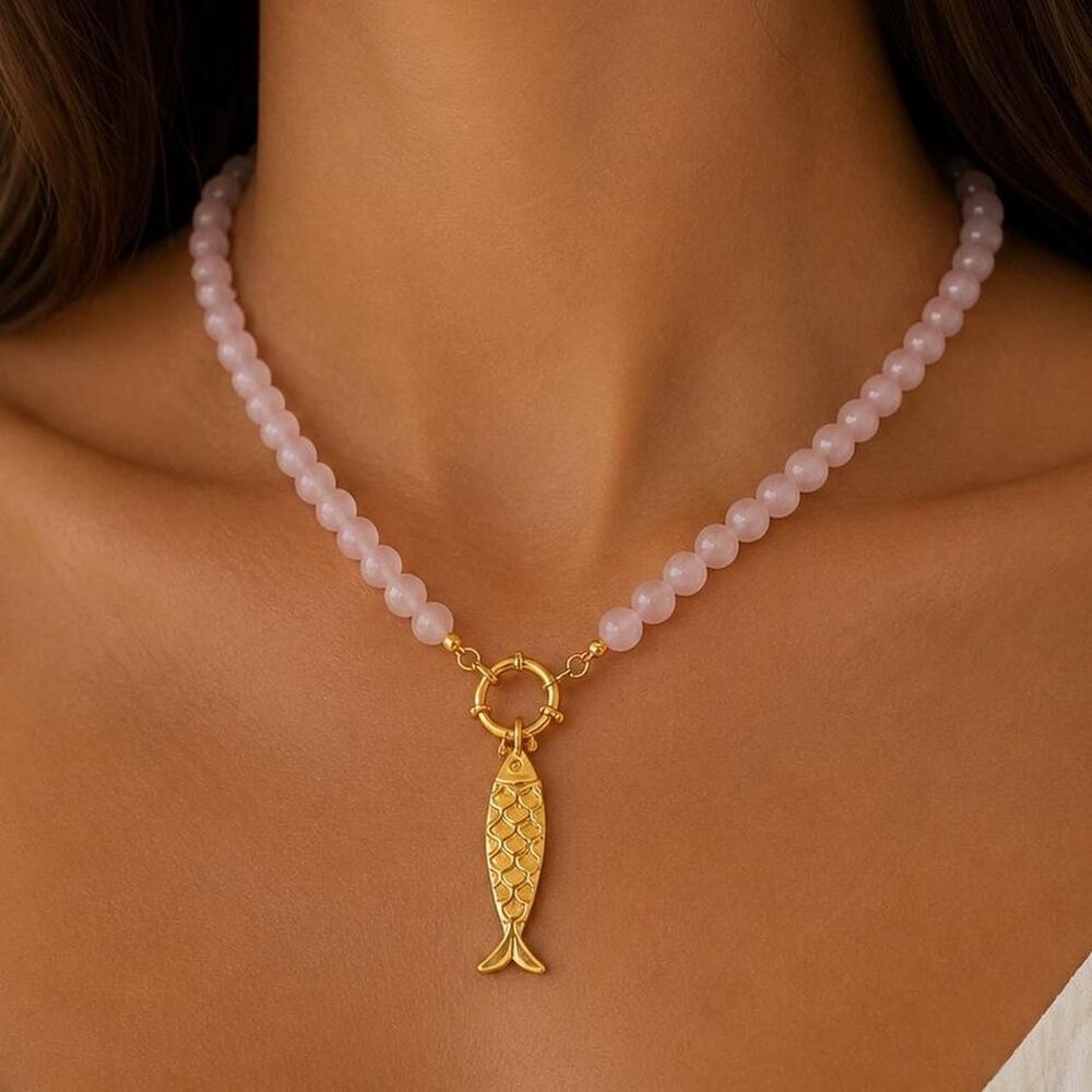 Beaded fish necklace D77